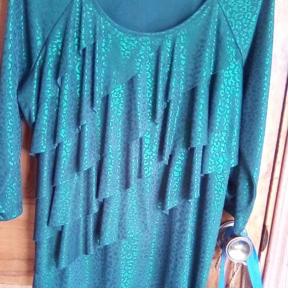 Elementz Emerald Ruffle Blouse - Picture 3 of 11